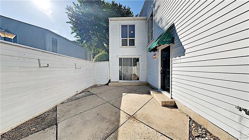 7037 Stonington Lane