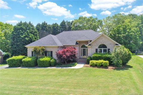 715 Beacon Knoll Lane