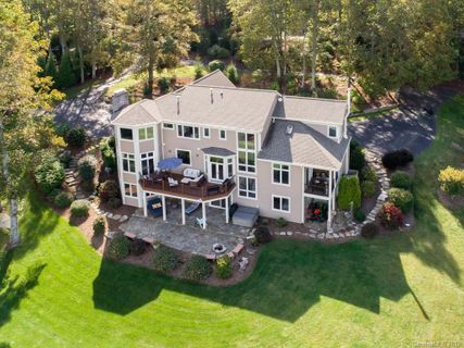 15 Ebby Ridge