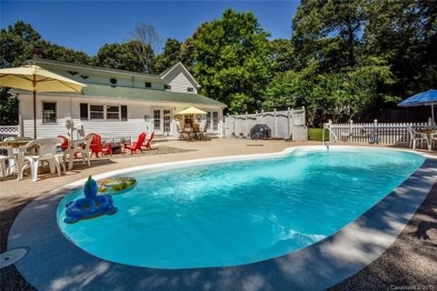 190 Poplar Grove Road
