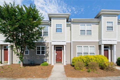 2386 Loch Stone Drive