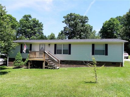 3308 Grassy Meadows Place sold home in The Meadows, Lenoir, NC