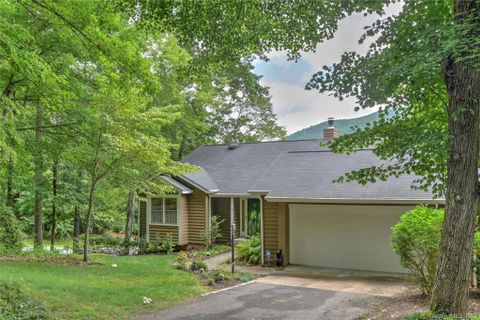 101 Windward Drive
