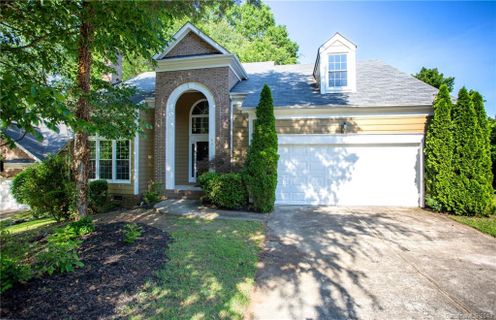 Previously sold for $355,000