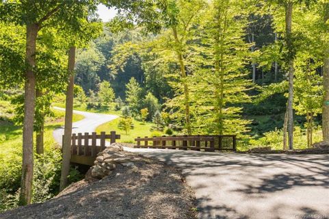 19 Twinflower Trail