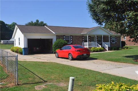 Previously sold for $199,900
