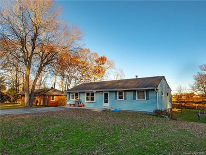 106 Upward Acres Street #2 sold home in Upward Acres, East Flat Rock, NC