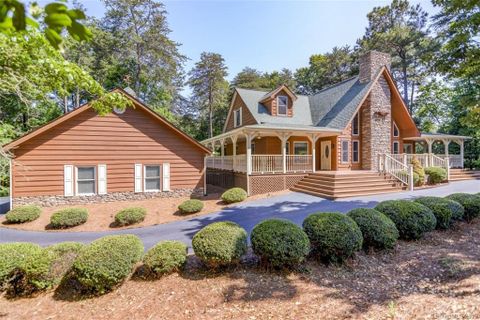 9346 Island Point Road sold home in Lakepointe, Sherrills Ford, NC
