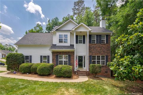 716 Jordans Pond Lane sold home in Jordans Pond, Charlotte, NC