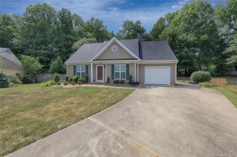 126 Tara Lynn Court
