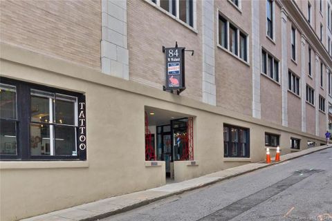 84 W Walnut Street 501 sold home in Old Pennys Bldg. Condominiums, Asheville, NC