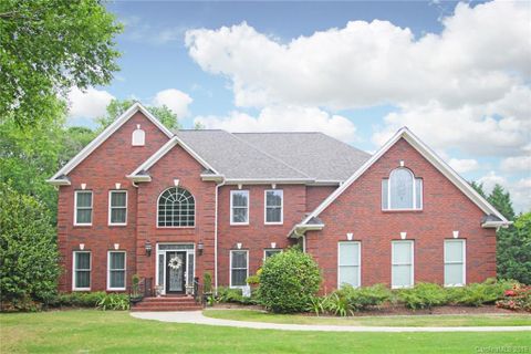 2004 Ashworth Drive