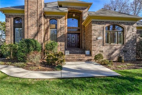 5145 Carmel Club Drive