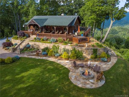 139 Grey Fox Trail sold home in Ferguson Mountain, Clyde, NC