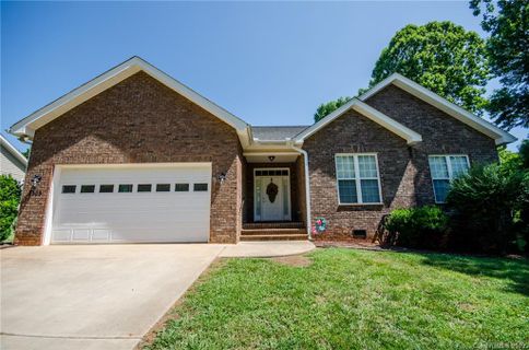 3505 Cambridge Place