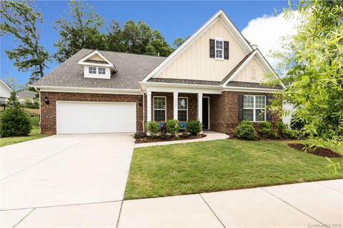 8823 Bur Lane