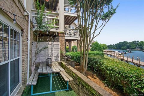 104 Pier 33 Drive 307