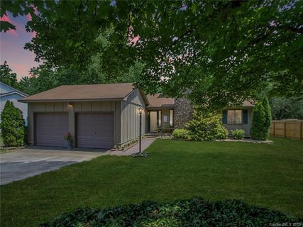 11712 Five Cedars Road