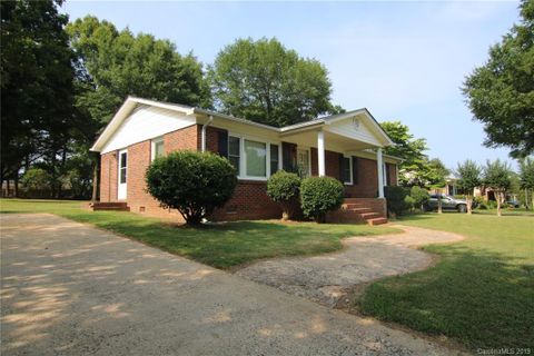 325 Costner Drive sold home in Pine Acres, Bessemer City, NC