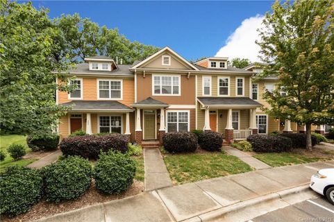 209 Hurston Circle