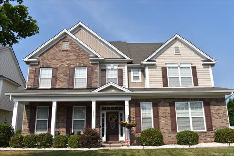 Previously sold for $366,827