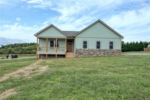 102 Hidden Acres Lane