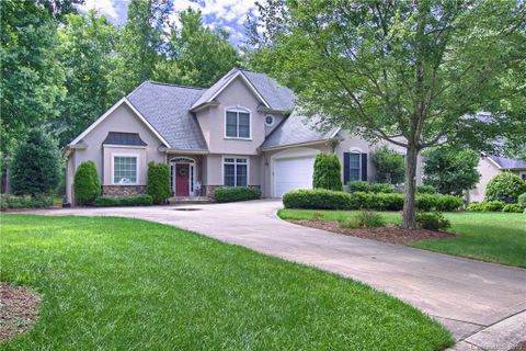 145 Fernbrook Way