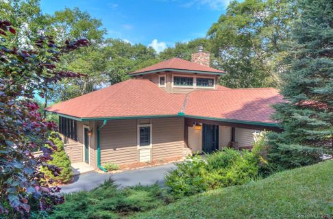 925 Saratoga Drive sold home in Yonahlossee Saddle Club, Boone, NC