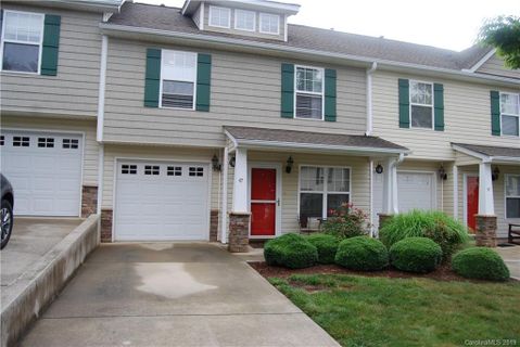 47 Old Salem Court 44