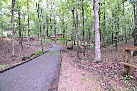 5681 Mountaineer Lane