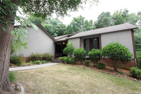 597 Mirawood Trail sold home in Treetop, Concord, NC