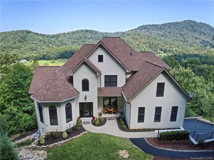 61 Mcintyre Drive sold home in Glen Merrill, Asheville, NC