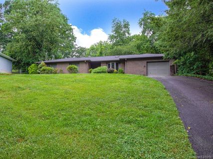 2033 Evergreen Drive
