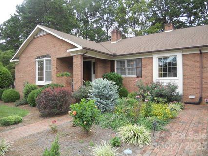 100 Swaim Court