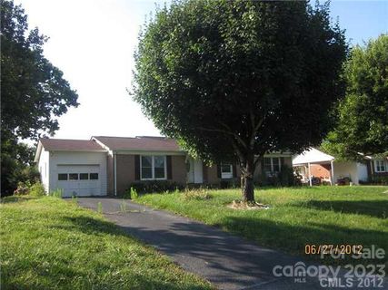 255 Cherokee Lane