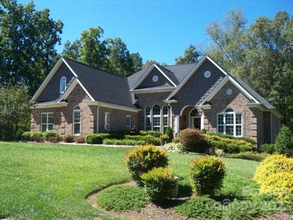 103 Mist Valley Drive