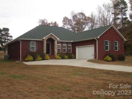 254 Lariat Circle