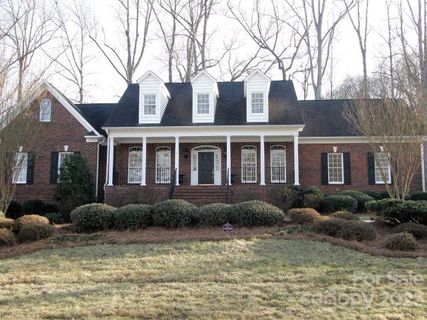 125 Stone Ridge Drive