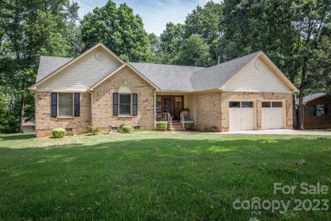 105 Gallarie Place