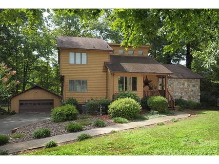365 White Crane Road