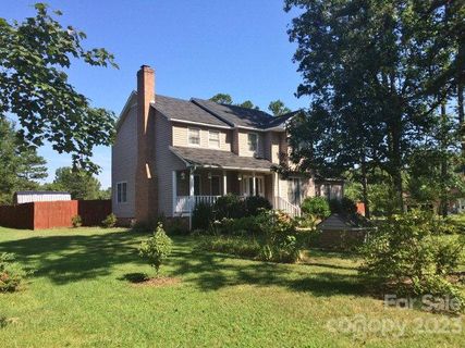 6316 Fox Trace