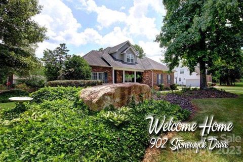 902 Stonewyck Drive Gq