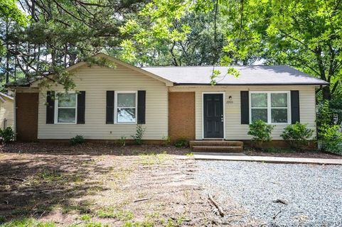 2900 Meadowcliff Drive sold home in Milton Acres, Charlotte, NC