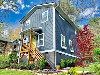222 Old Home Road
