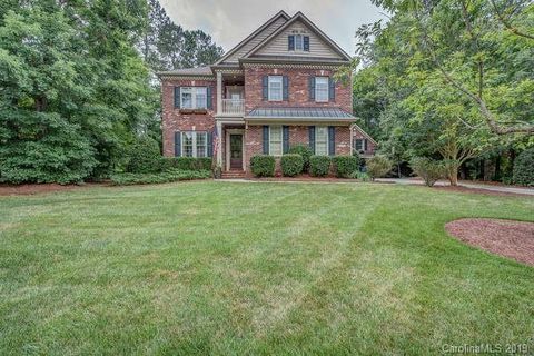 2610 Hamilton Crossings Drive
