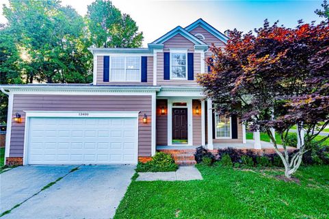 13400 Harvest Point Drive sold home in Harvest Point, Huntersville, NC