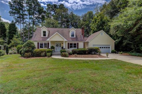 106 Gallarie Place