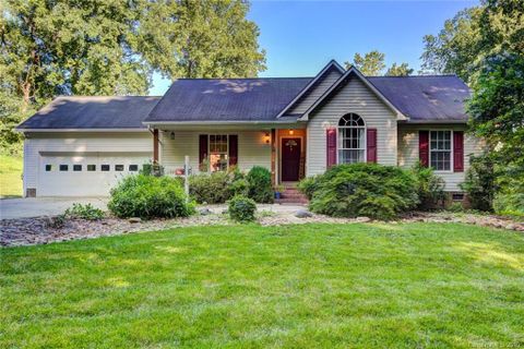 5570 Creekwood Drive sold home in Spring Valley, Salisbury, NC