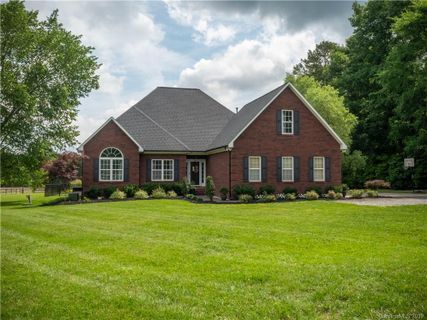 2880 Barr Road sold home in Hawk Hill, Concord, NC