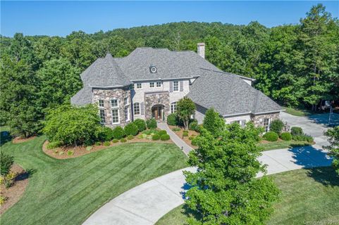3649 Richwood Circle